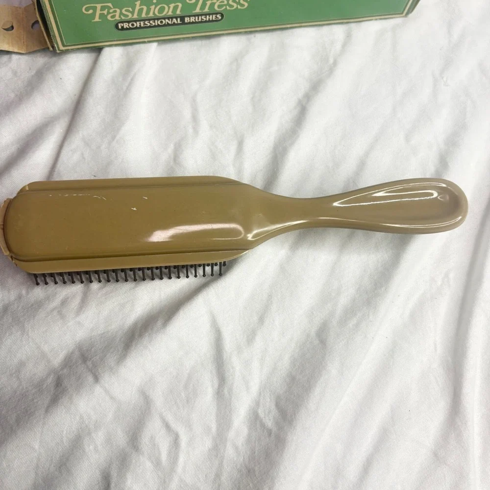 Vintage Fashion Tress Professional Hair Brush Model 7709 with Original Box